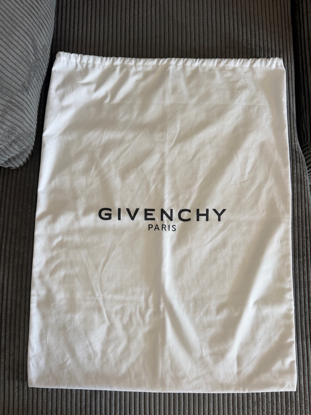 GIVENCHY White Dust bag Large 29.5" X 22.5"